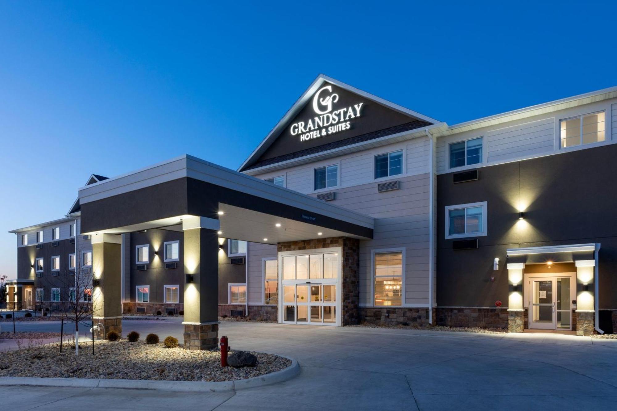 Grandstay Hotel & Suites Алгона  Екстер'єр фото